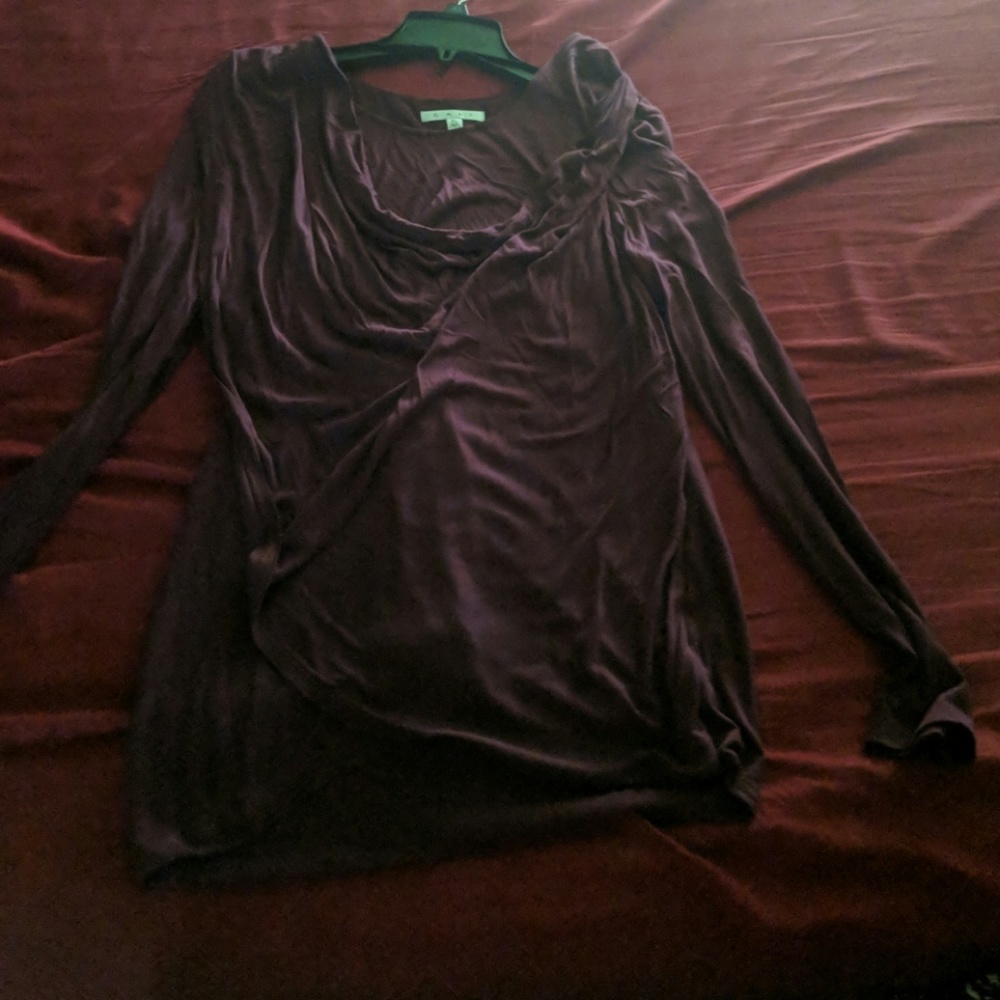 Long sleeved tee